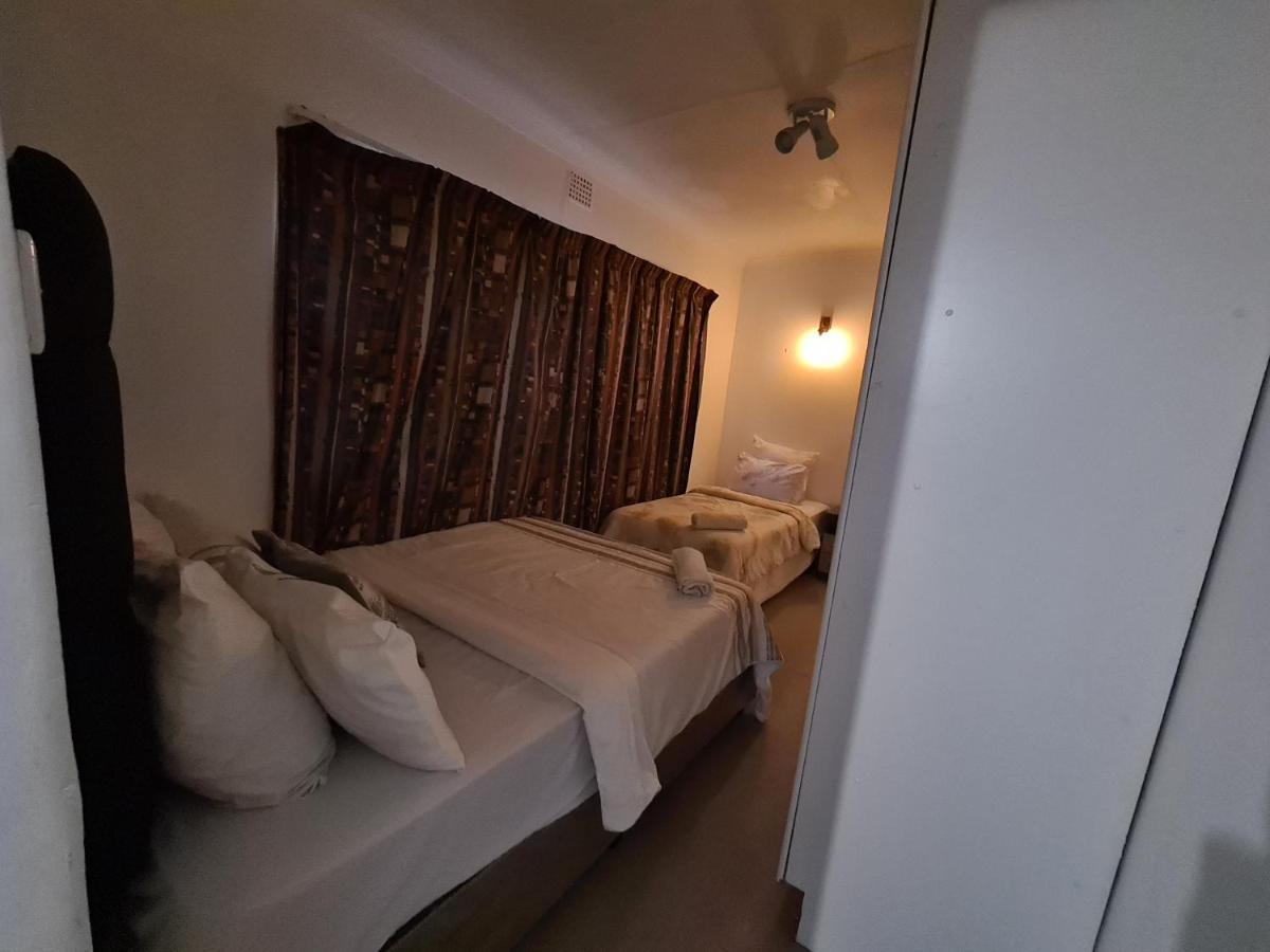 Zenith House Boston Self Catering Accomodation Cidade Do Cabo Exterior foto